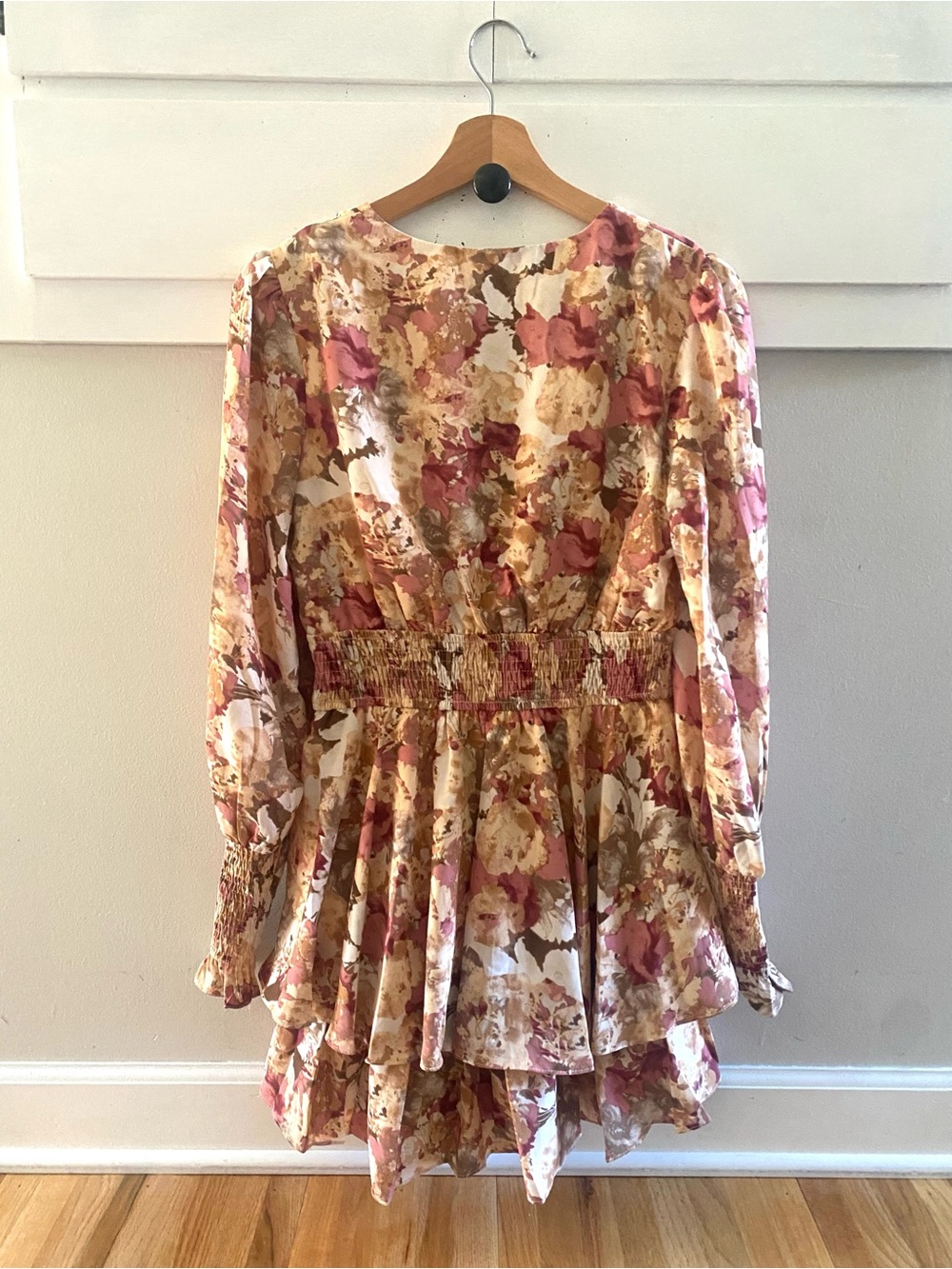 Petal & Pup Long Sleeve Floral Ruffle Tiered Mini Dress Size Small Pink - Picture 6 of 6